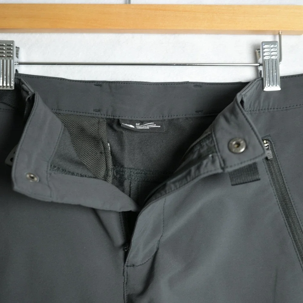 The North Face Mens S Gray‎ Technical Hiking Shorts Built-in Belt Carabiner Long